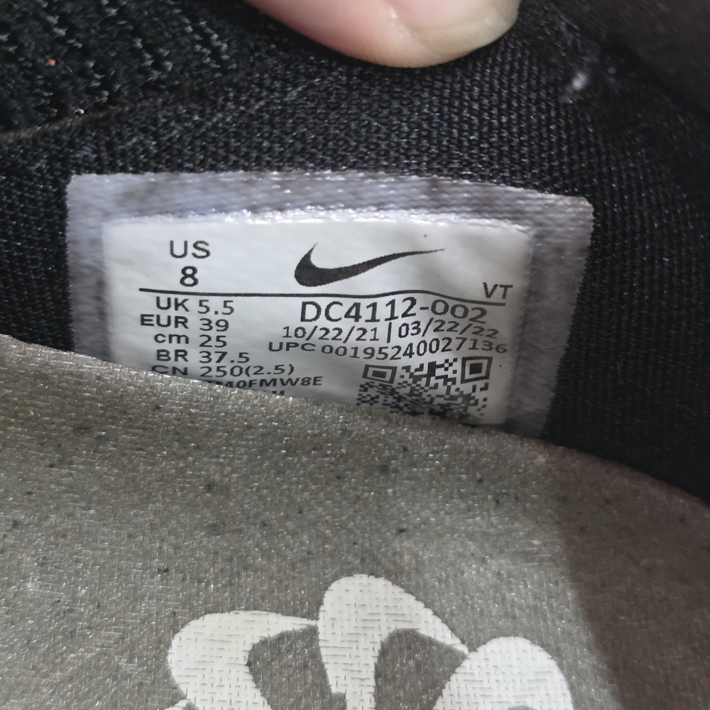 Nike Womens Air VaporMax Flyknit Black Speckled Sneakers Shoes DC4112-002 Size 8 - Picture 13 of 13